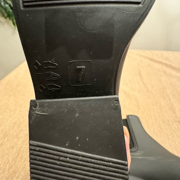 Like new! Jeffrey Campbell Havana Last Rain Boot, sz 7 - Picture 12 of 13